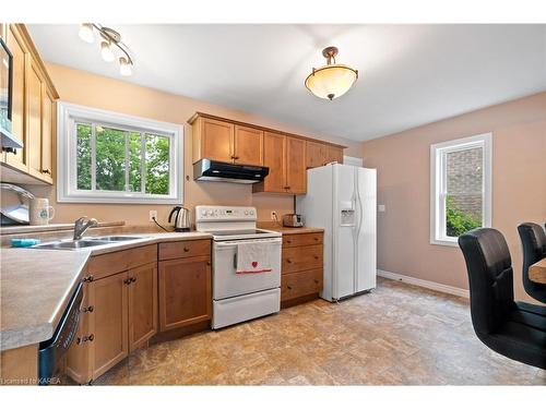796 Montreal Street, Kingston, ON - Indoor Photo Showing Kitchen With Double Sink