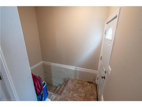 796 Montreal Street, Kingston, ON - Indoor Photo Showing Other Room