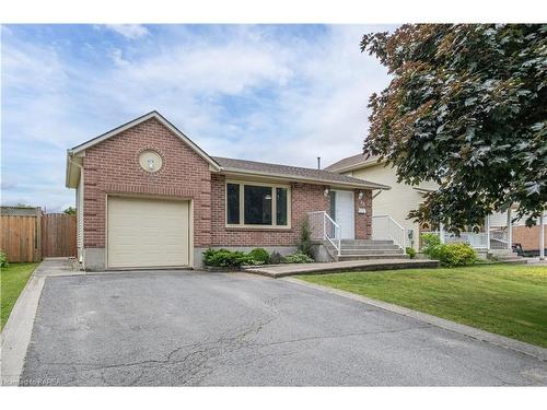 23 Douglas Avenue, Kingston, ON - Outdoor With Facade