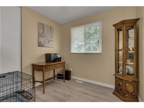 127 Jean Worrell Crescent, Kingston, ON - Indoor Photo Showing Other Room