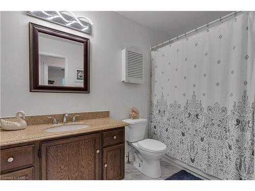 127 Jean Worrell Crescent, Kingston, ON - Indoor Photo Showing Bathroom