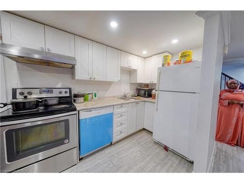 311 Portsmouth Avenue, Kingston, ON - Indoor Photo Showing Kitchen