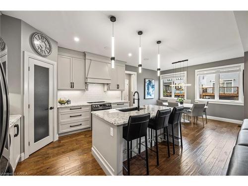 1511 Clover Street, Kingston, ON - Indoor Photo Showing Kitchen With Upgraded Kitchen