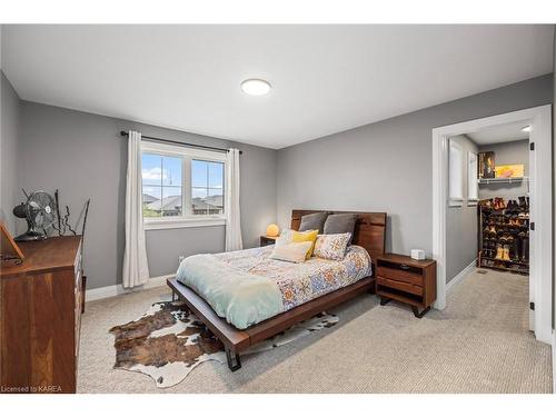 1511 Clover Street, Kingston, ON - Indoor Photo Showing Bedroom