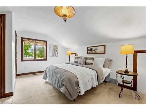 1683 Jackson Boulevard, Kingston, ON - Indoor Photo Showing Bedroom