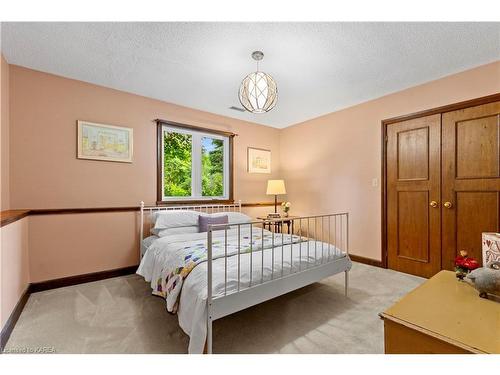 1683 Jackson Boulevard, Kingston, ON - Indoor Photo Showing Bedroom