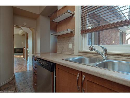 2-41 William Street, Kingston, ON - Indoor Photo Showing Kitchen With Double Sink