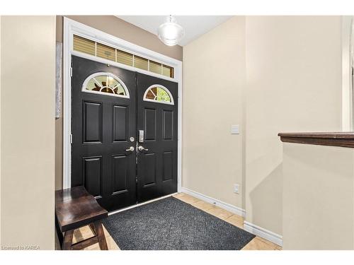 397 Cavendish Crescent, Kingston, ON - Indoor Photo Showing Other Room