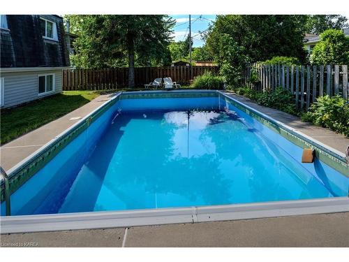 862 Kilburn Street, Kingston, ON - Outdoor With In Ground Pool With Backyard