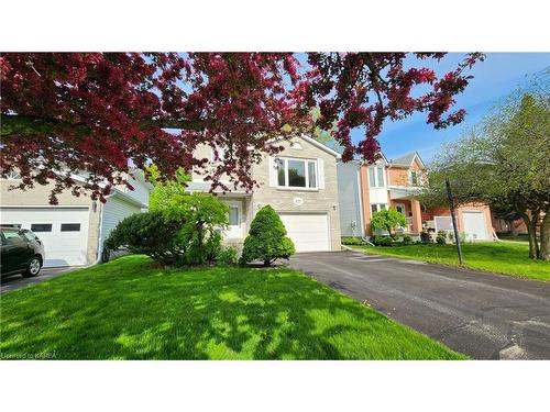 835 Larchwood Crescent, Kingston, ON - Outdoor With Facade