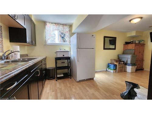 835 Larchwood Crescent, Kingston, ON - Indoor Photo Showing Kitchen With Double Sink