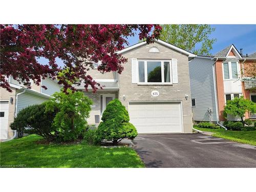 835 Larchwood Crescent, Kingston, ON - Outdoor With Facade