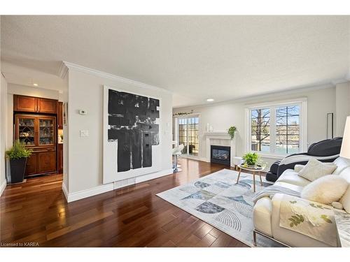 29-1098 King Street W, Kingston, ON - Indoor Photo Showing Living Room With Fireplace