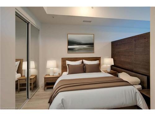 610-652 Princess Street, Kingston, ON - Indoor Photo Showing Bedroom