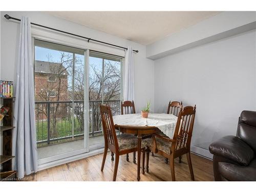 211-316 Kingsdale Avenue, Kingston, ON - Indoor Photo Showing Dining Room