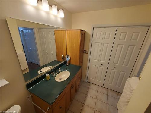 1432 Wallbridge-Loyalist Road Road, Quinte West, ON - Indoor Photo Showing Bathroom