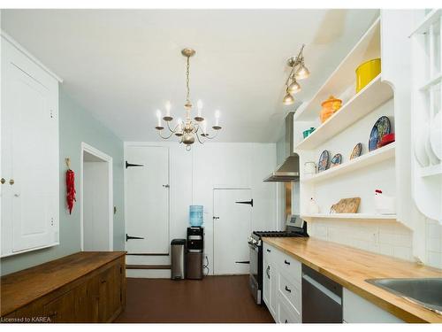 14005 Front Road, Stella, ON - Indoor Photo Showing Kitchen