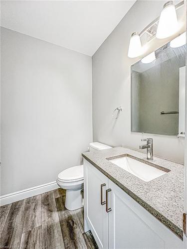 39 Ellerbeck Street, Kingston, ON - Indoor Photo Showing Bathroom