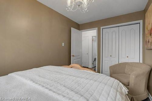 675 Arthur Street, Gananoque, ON - Indoor Photo Showing Bedroom