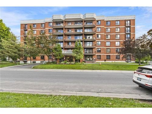 507-14 Greenview Drive, Kingston, ON - Outdoor With Facade