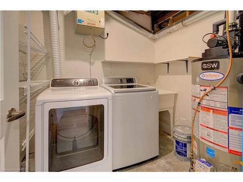 180 Britannia Crescent, Bath, ON - Indoor Photo Showing Laundry Room