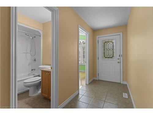 386 Morningside Drive, Kingston, ON - Indoor Photo Showing Bathroom