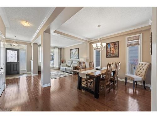 1128 Escala Crescent, Kingston, ON - Indoor Photo Showing Dining Room