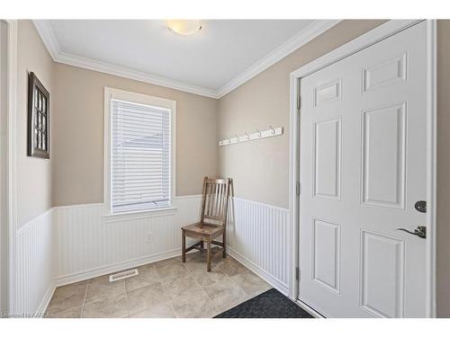 1128 Escala Crescent, Kingston, ON - Indoor Photo Showing Other Room