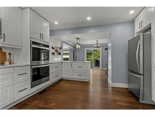 1145 Lincoln Drive, Kingston, ON - Indoor Photo Showing Kitchen