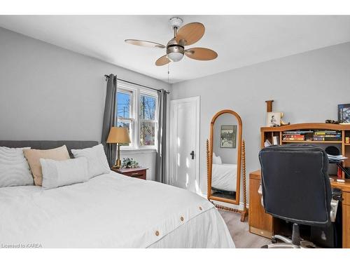 197 Kingscourt Avenue, Kingston, ON - Indoor Photo Showing Bedroom