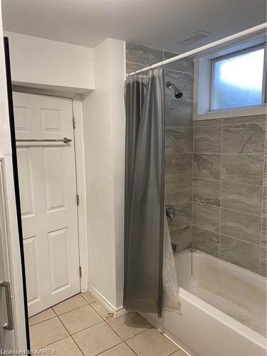 26 Maccauley Street, Kingston, ON - Indoor Photo Showing Bathroom