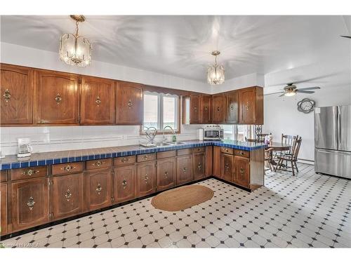 3715 Unity Rd Road, Kingston, ON - Indoor Photo Showing Kitchen