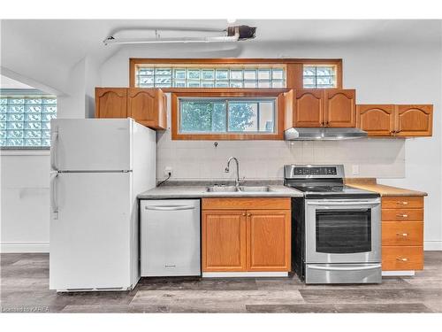 3715 Unity Rd Road, Kingston, ON - Indoor Photo Showing Kitchen With Double Sink