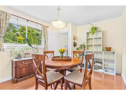 4 Barclay Road, Kingston, ON - Indoor Photo Showing Dining Room