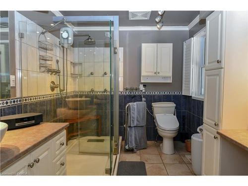 333 Howe Island Ferry Road, Gananoque, ON - Indoor Photo Showing Bathroom