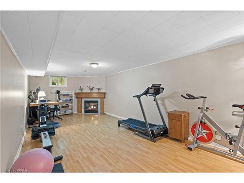 11 Ross Street, Kingston, ON - Indoor Photo Showing Gym Room