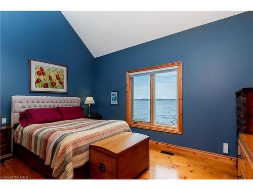 84 Havenwood Trail, Gananoque, ON - Indoor Photo Showing Bedroom