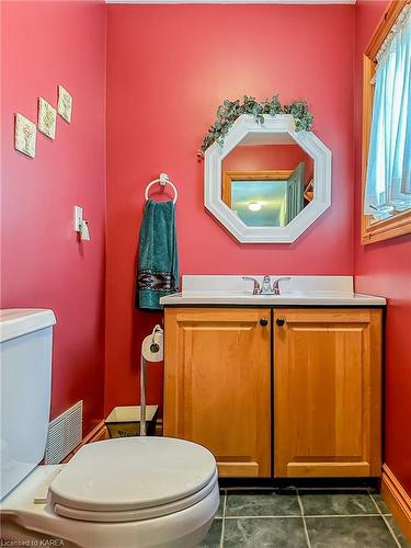 84 Havenwood Trail, Gananoque, ON - Indoor Photo Showing Bathroom