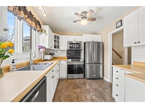 201 Old Orchard Road, Bath, ON - Indoor Photo Showing Kitchen With Double Sink