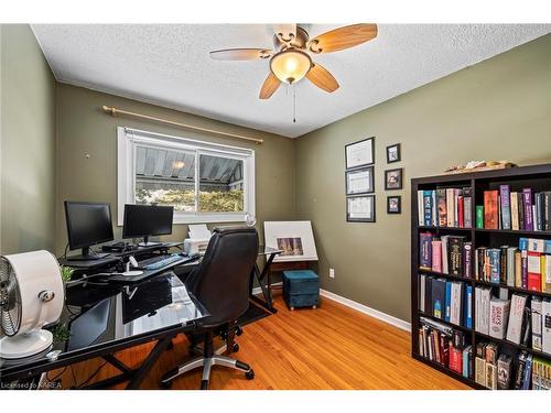 201 Old Orchard Road, Bath, ON - Indoor Photo Showing Office