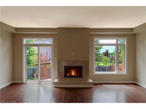 1085 Woodhaven Drive, Kingston, ON - Indoor Photo Showing Living Room With Fireplace