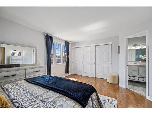 798 Davis Drive, Kingston, ON - Indoor Photo Showing Bedroom