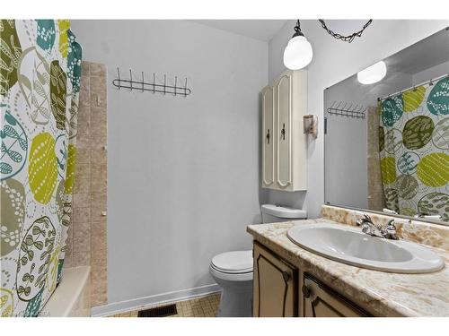 785 Allum Avenue, Kingston, ON - Indoor Photo Showing Bathroom