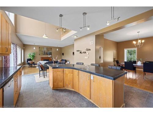 500 Deerview Drive, Kingston, ON - Indoor Photo Showing Kitchen