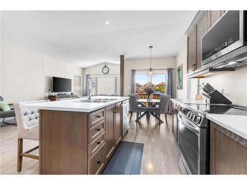 217 Holden Street, Kingston, ON - Indoor Photo Showing Kitchen With Upgraded Kitchen