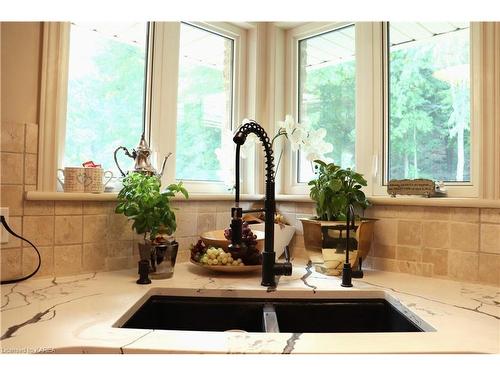 1453 Millenium Court, Kingston, ON - Indoor Photo Showing Kitchen