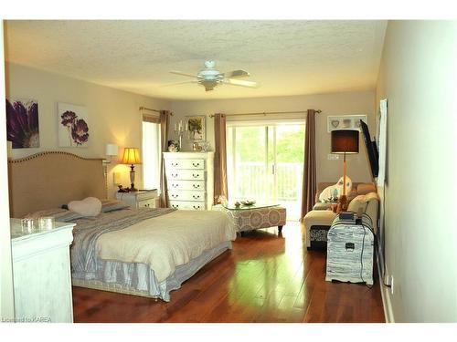 1453 Millenium Court, Kingston, ON - Indoor Photo Showing Bedroom