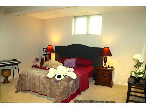 1453 Millenium Court, Kingston, ON - Indoor Photo Showing Bedroom