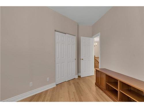 39 Yonge Street, Kingston, ON - Indoor Photo Showing Other Room