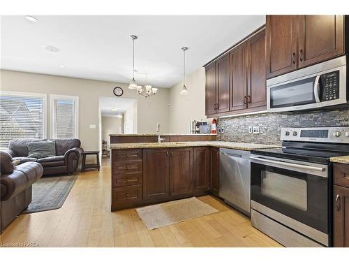 1177 Crossfield Avenue, Kingston, ON - Indoor Photo Showing Bathroom